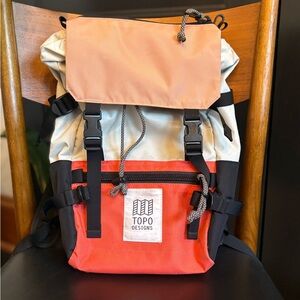 Topo Design Mini Rover Pack